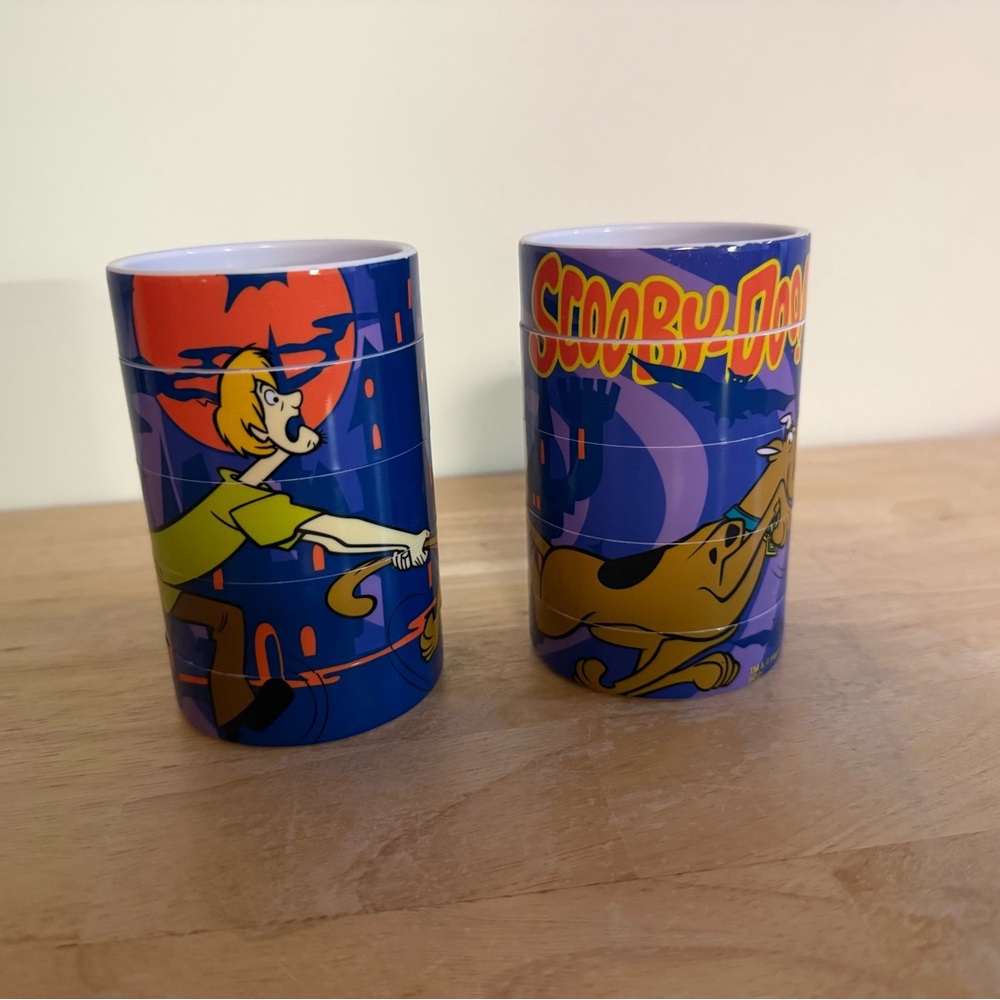 RARE Scooby-Doo twistable Cups